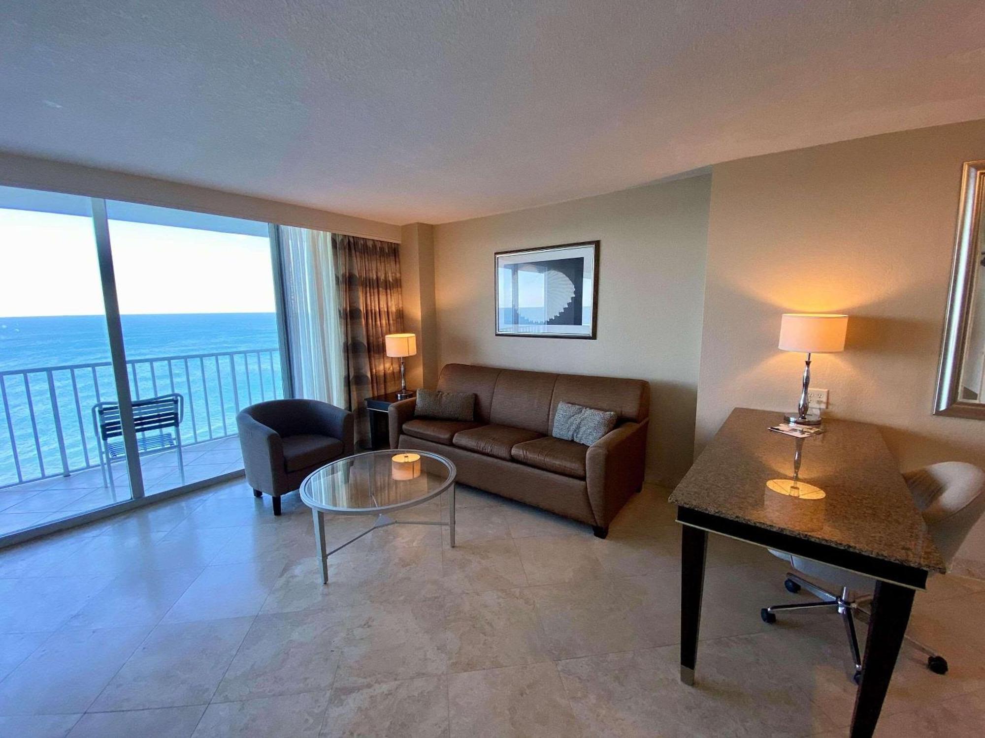 Radisson Suite Hotel Oceanfront Melbourne Eksteriør bilde